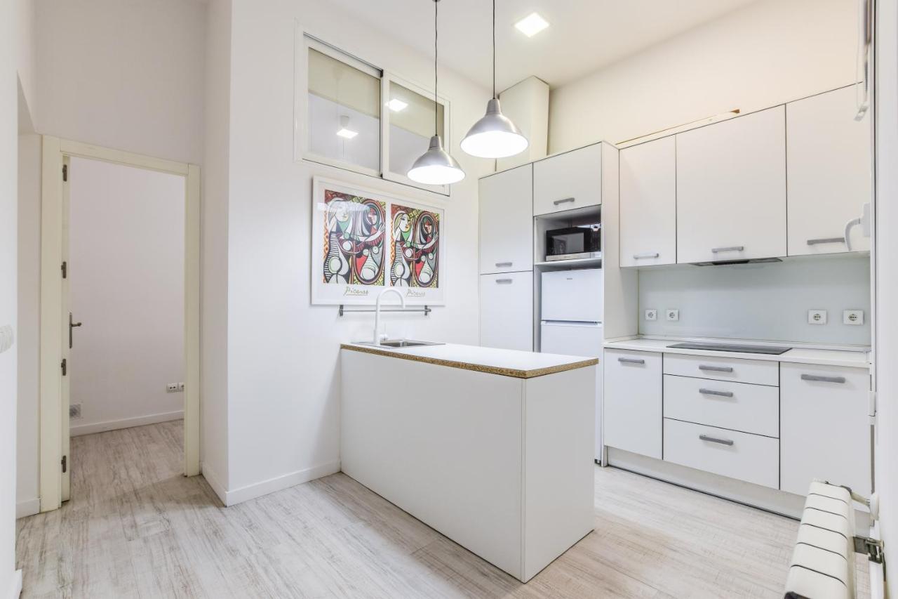 Amplio Apartamento En Malasana Para 6 Personas Appartement Madrid Buitenkant foto